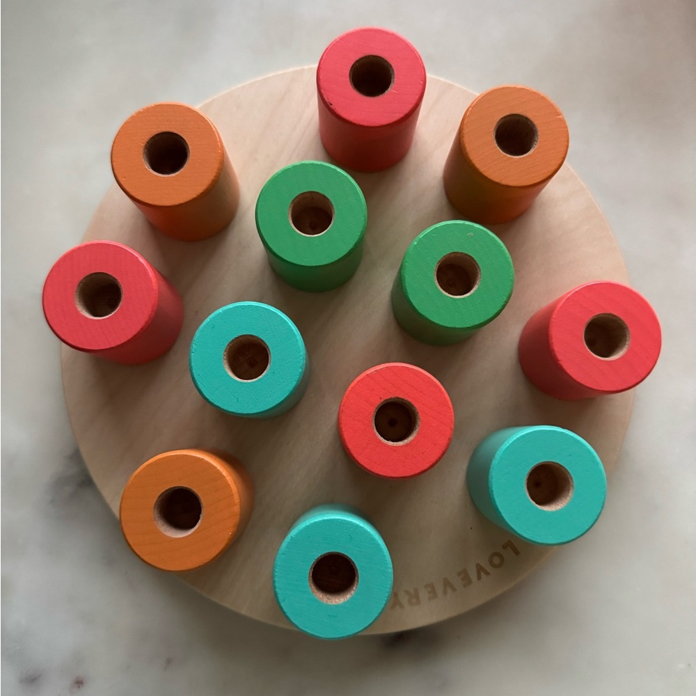 Lovevery Wooden Stacking peg board